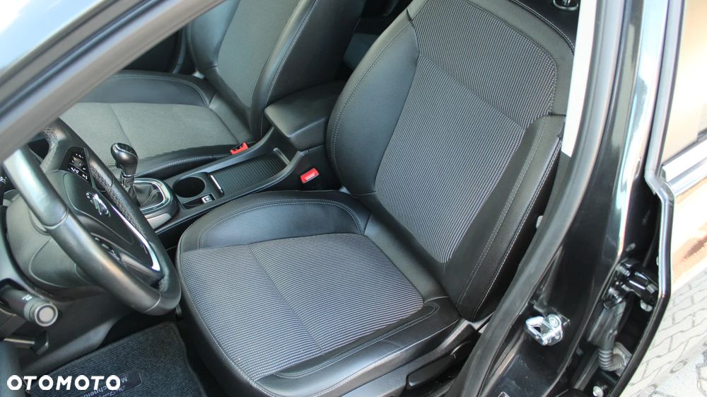 Opel Astra 1.4 Turbo Cosmo - 32