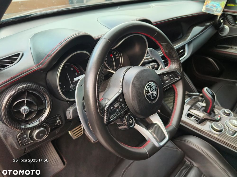 Alfa Romeo Stelvio 2.0 Turbo 16V AT8-Q4 Estrema - 14