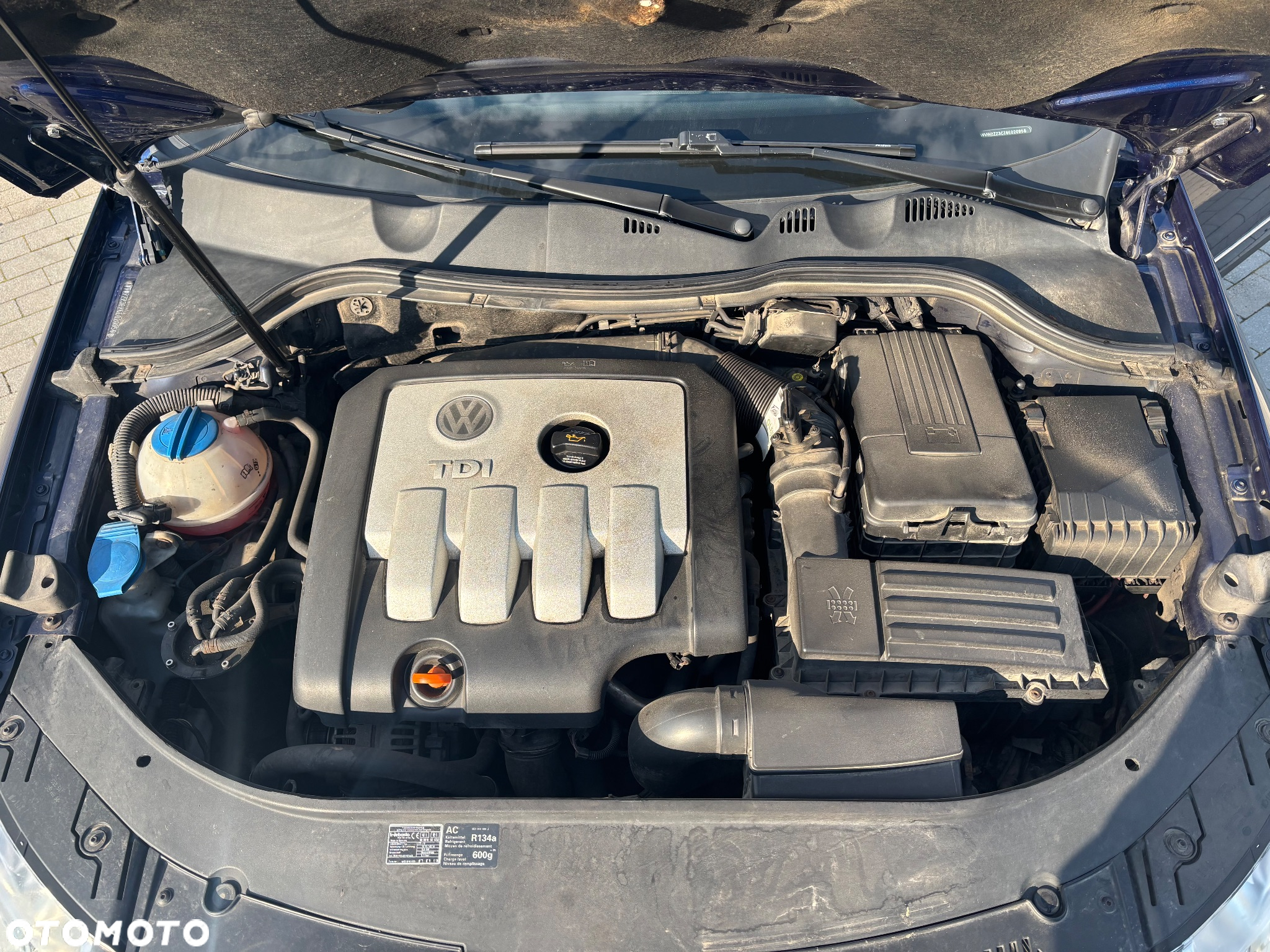 Volkswagen Passat 2.0 TDI Comfortline - 15
