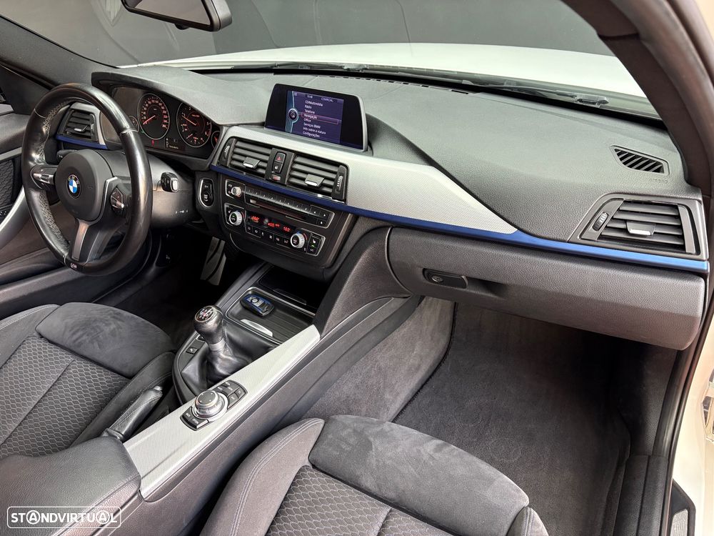 BMW 320 d xDrive Pack M - 46