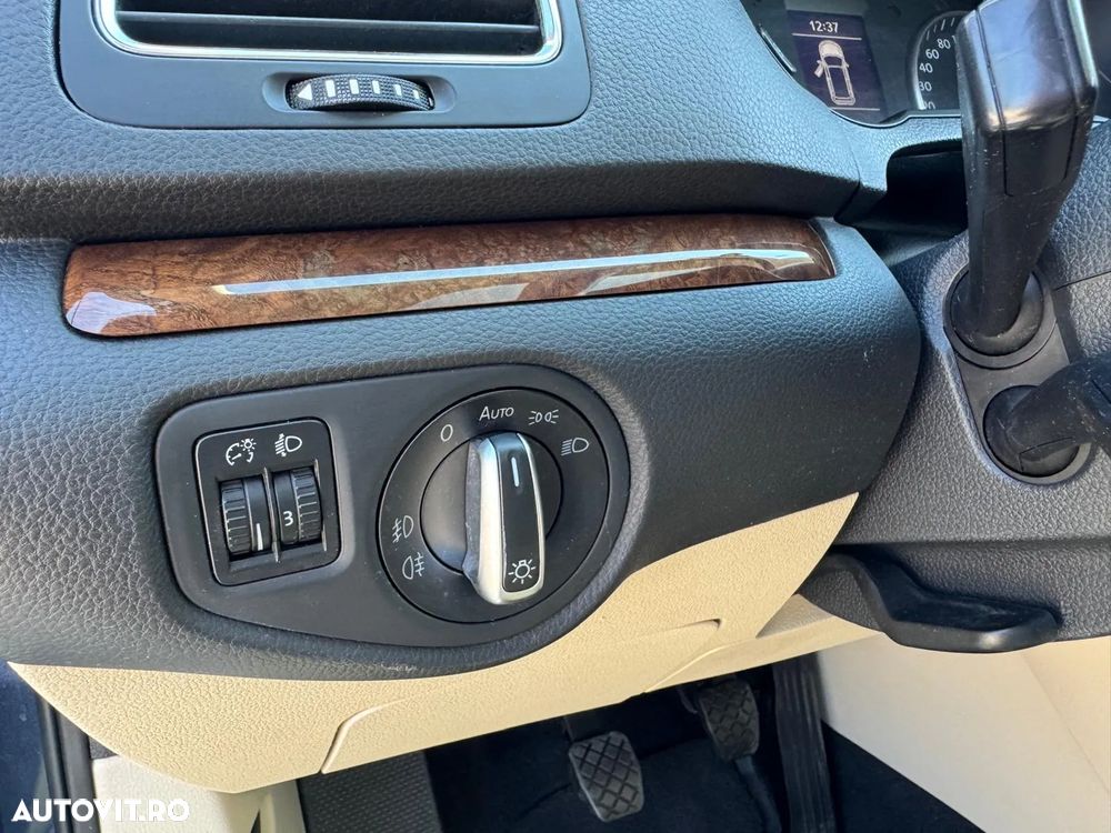 Volkswagen Sharan 2.0 TDI Blue Motion Highline - 31