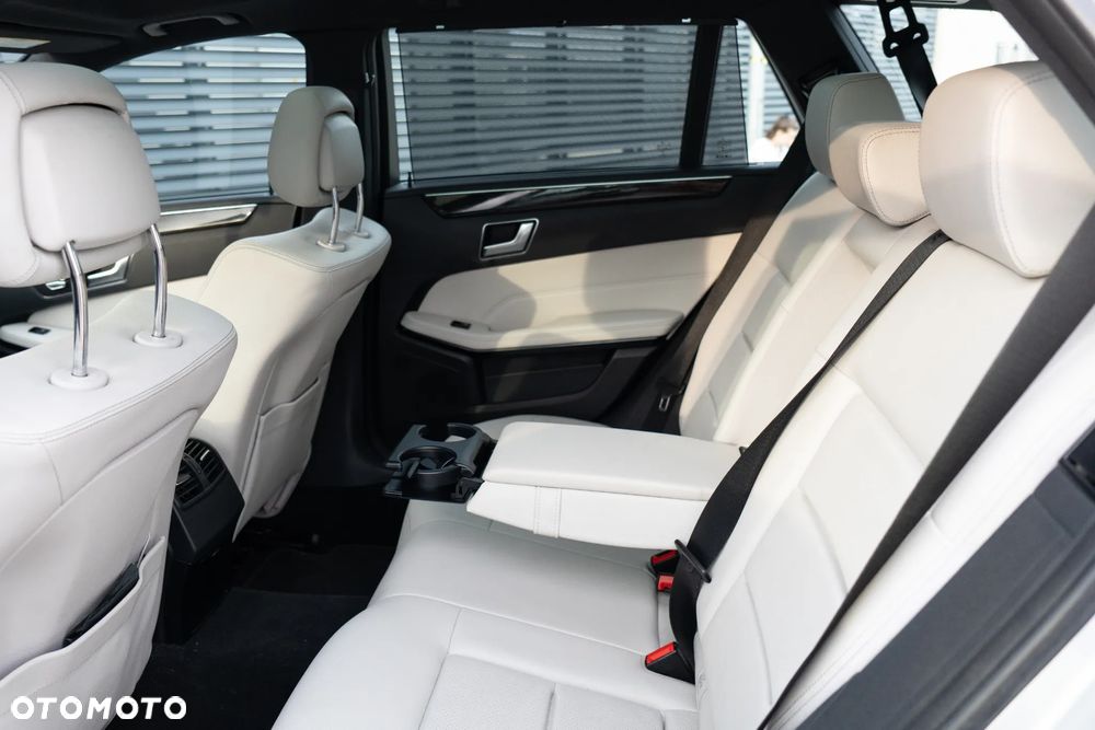 Mercedes-Benz Klasa E - 34