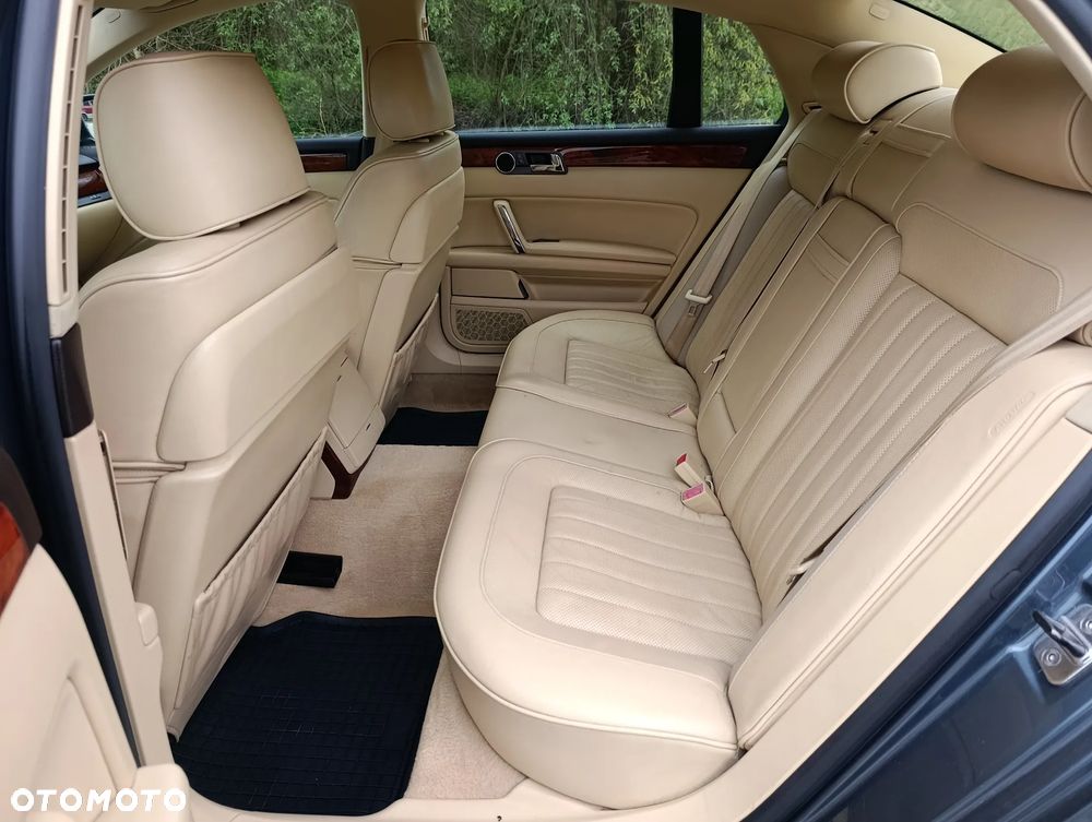 Volkswagen Phaeton - 15