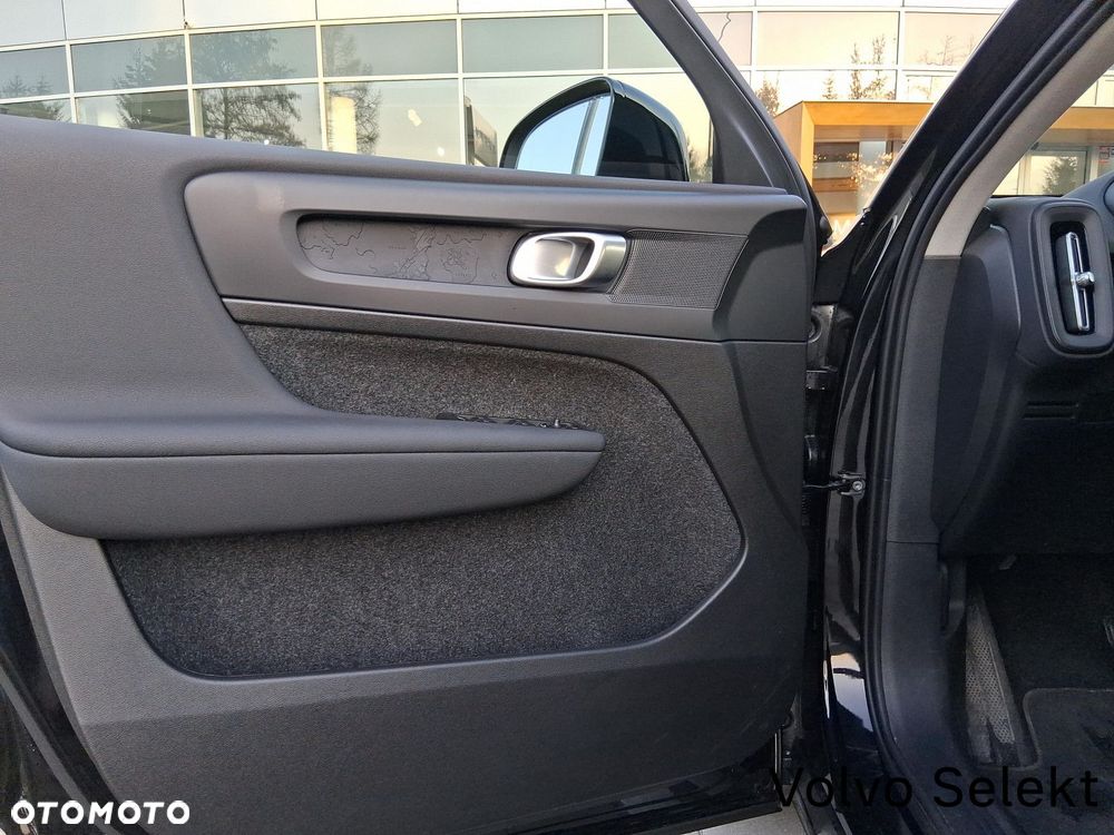 Volvo XC 40 - 18