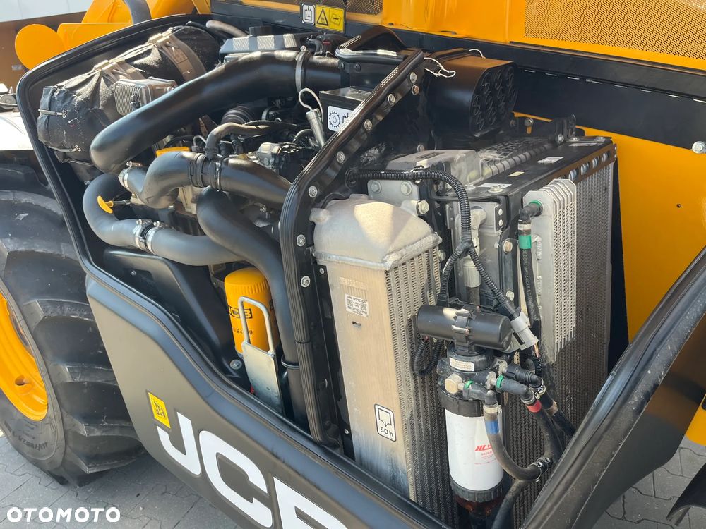 JCB 532-70 AgriSuper - 18