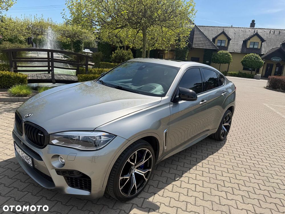 BMW X6M - 1