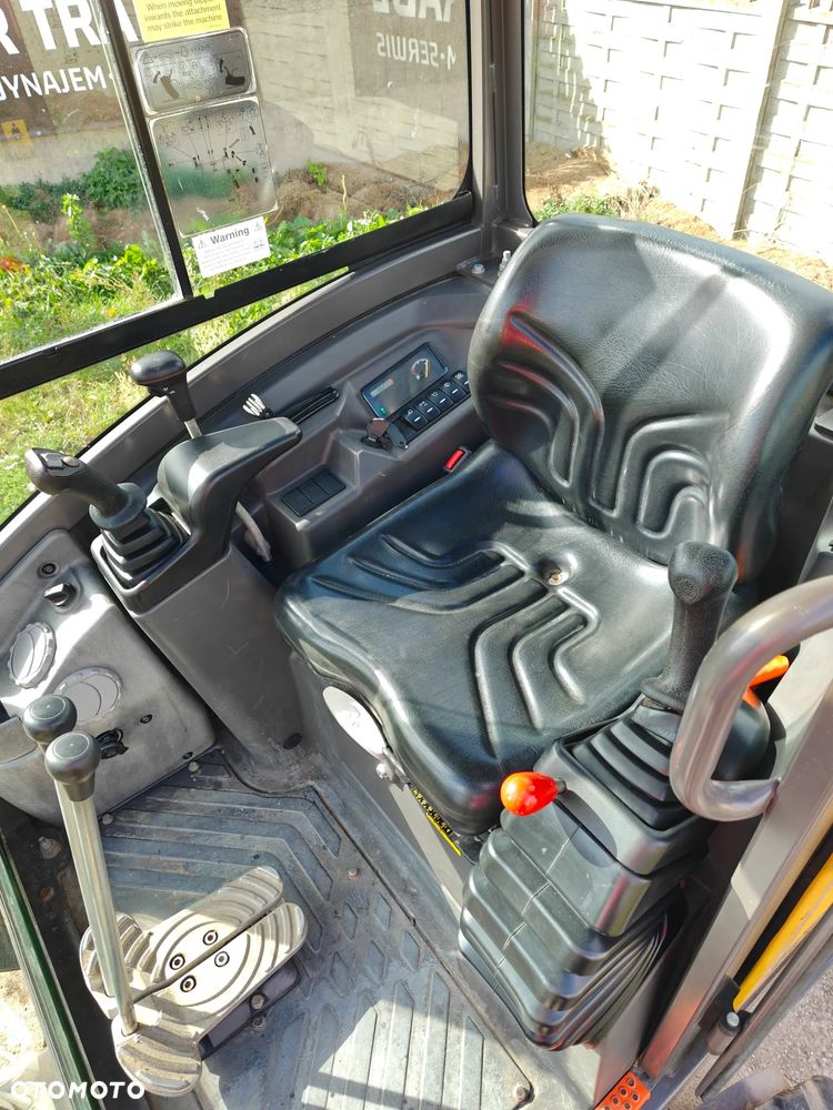 Volvo EC18E - 16