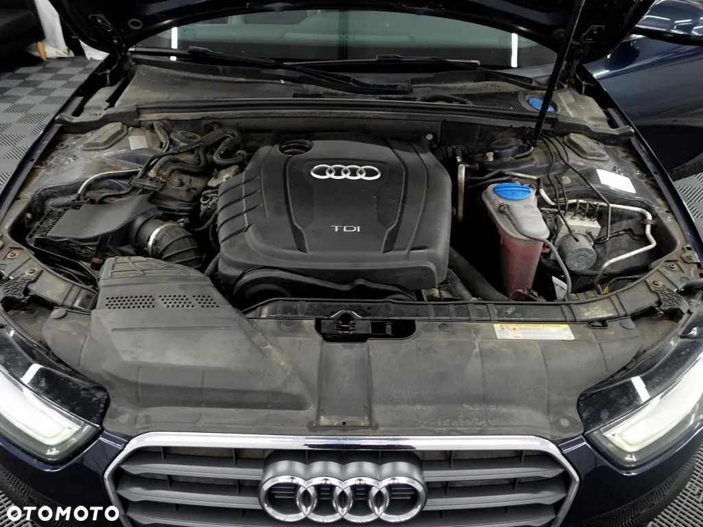 Audi A4 Avant 2.0 TDI DPF S line Sportpaket - 40