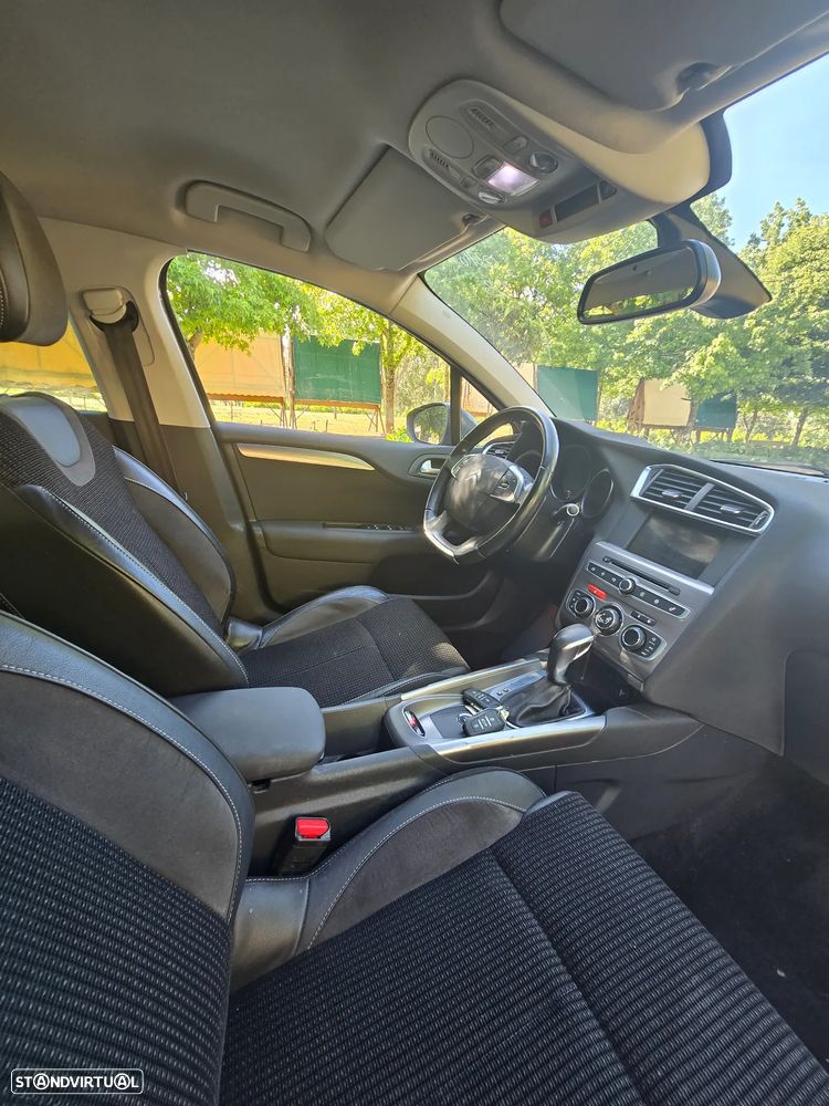 Citroën C4 1.2 PureTech Shine EAT6 - 14