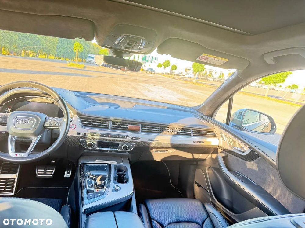 Audi SQ7 - 12