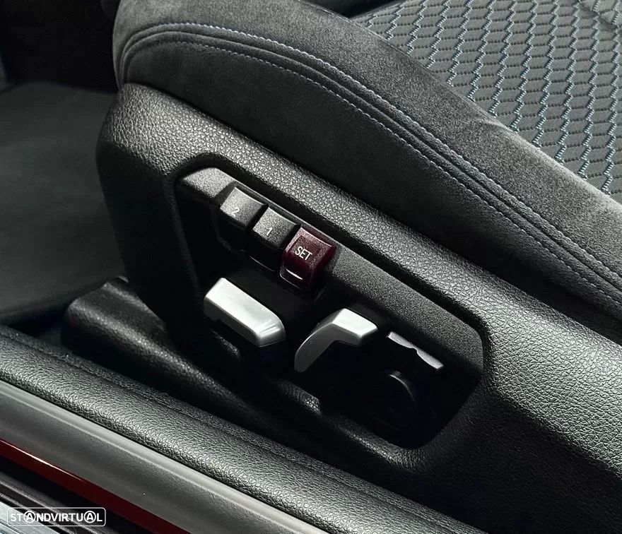 BMW 220 d Cabrio Pack M Auto - 35