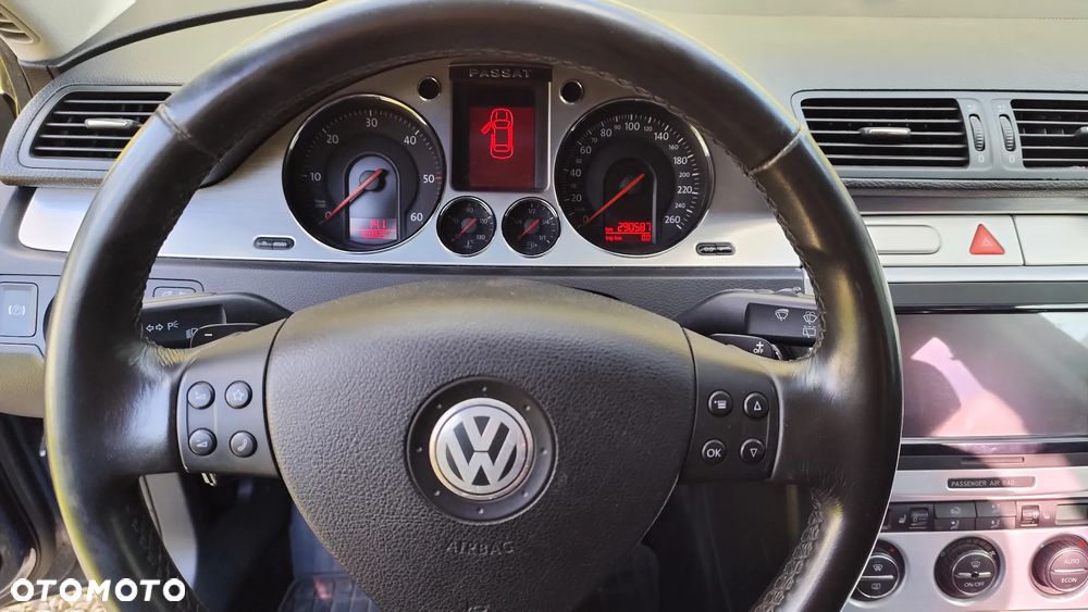 Volkswagen Passat 2.0 TDI DPF Highline DSG - 8