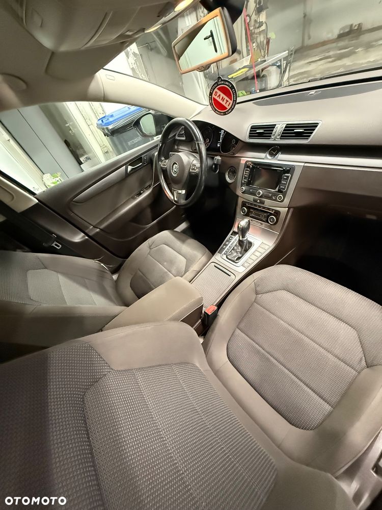 Volkswagen Passat 1.4 TSI DSG Comfortline BlueMotion Technology - 4