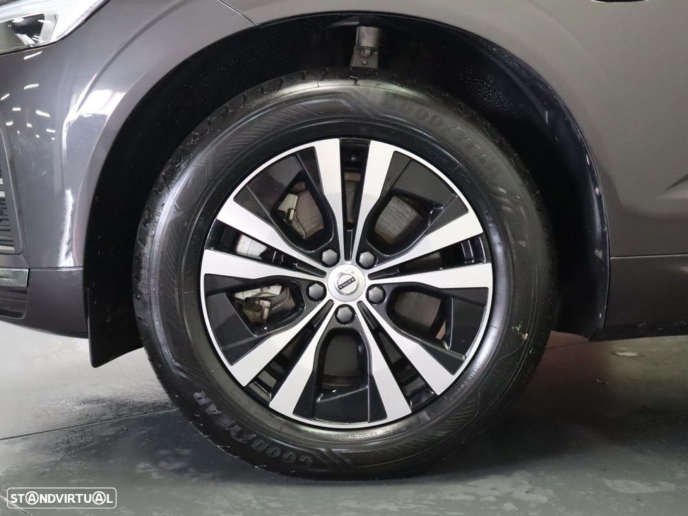 Volvo XC 60 2.0 T6 PHEV Core AWD - 6