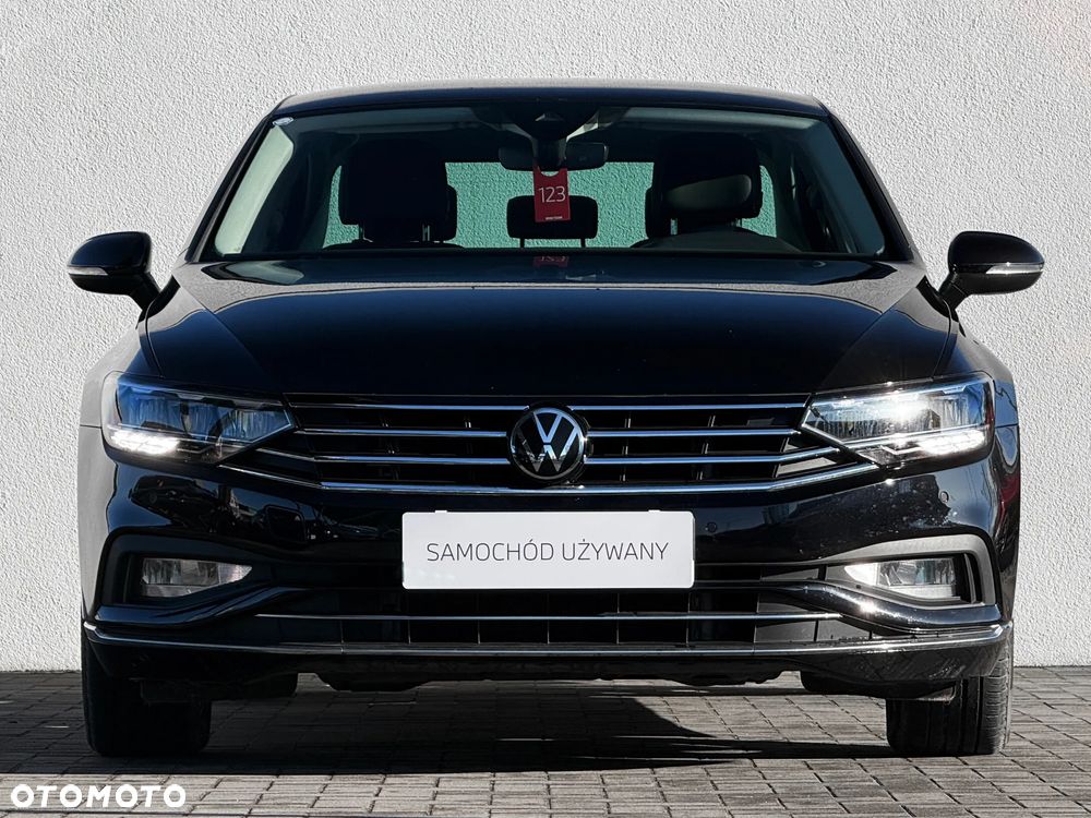 Volkswagen Passat 2.0 TSI Elegance DSG - 8