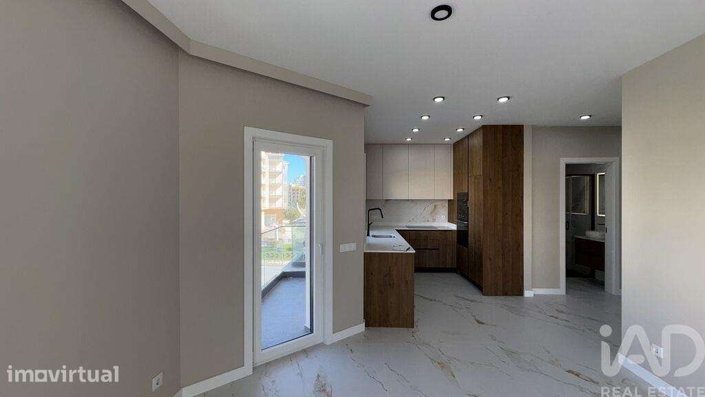 Apartamento T2 em Armação de Pêra de 83,00 m2
