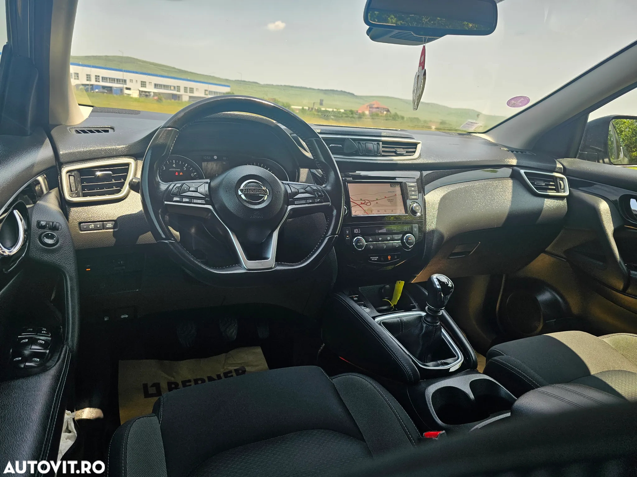 Nissan Qashqai 1.3 DIG-T MHEV N-Connecta - 13