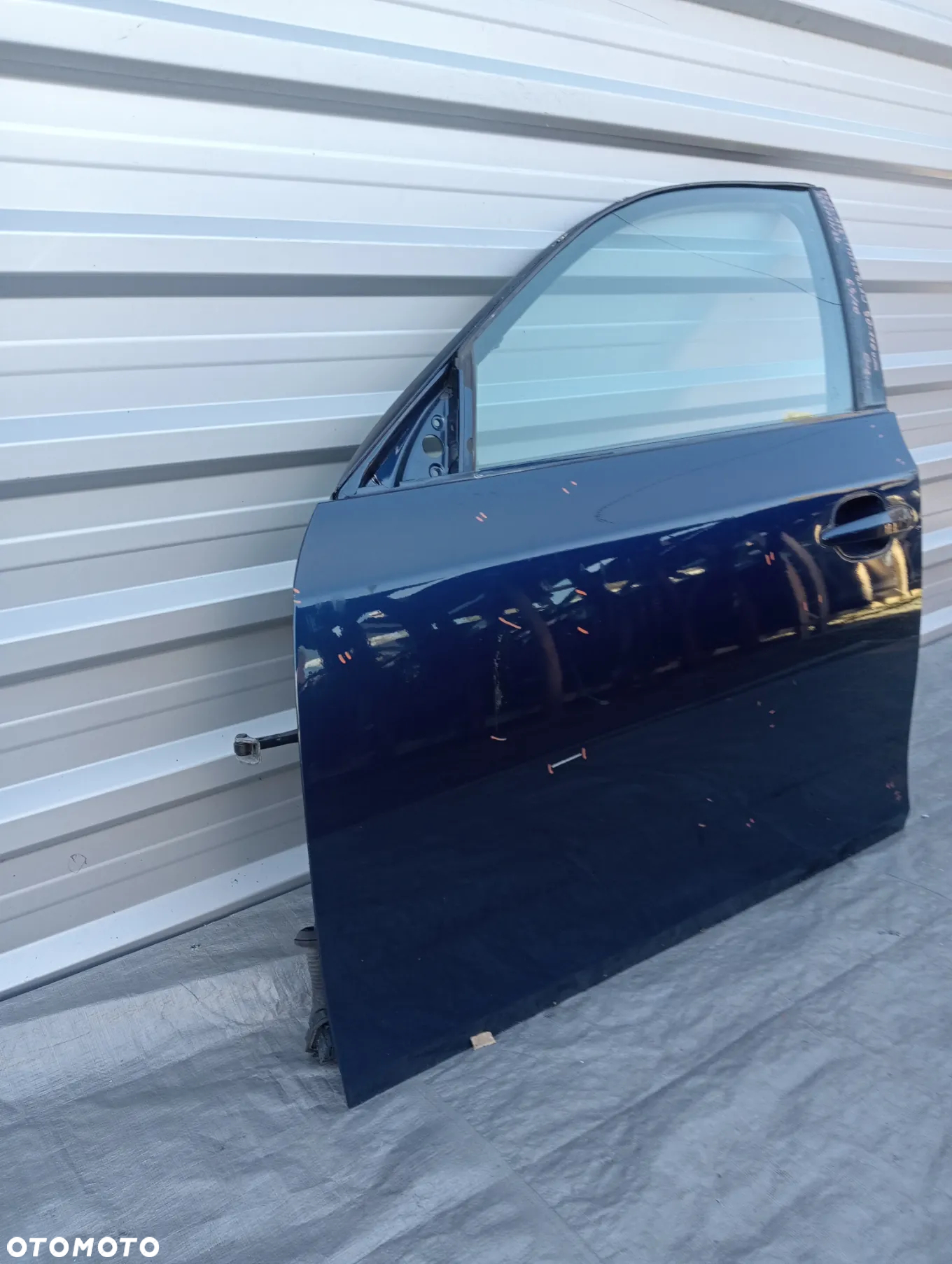 BMW E60 DRZWI A76 TIEFSEBLAU - 2