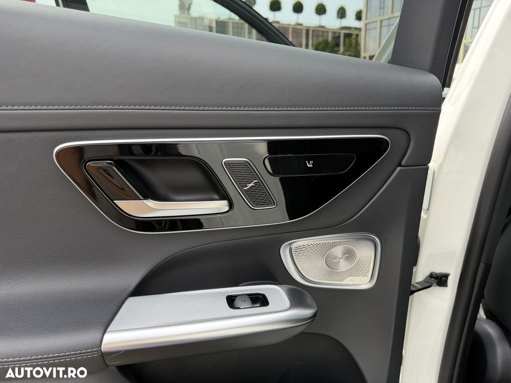 Mercedes-Benz GLC 300 e 4MATIC PHEV - 15