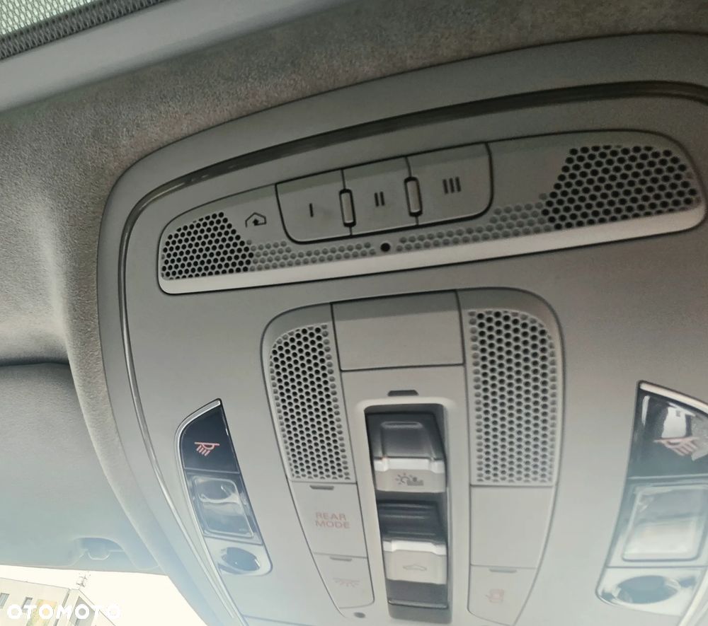 Audi A8 4.2 TDI L Quattro - 22