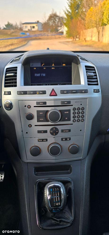 Opel Zafira 2.0 T OPC - 18
