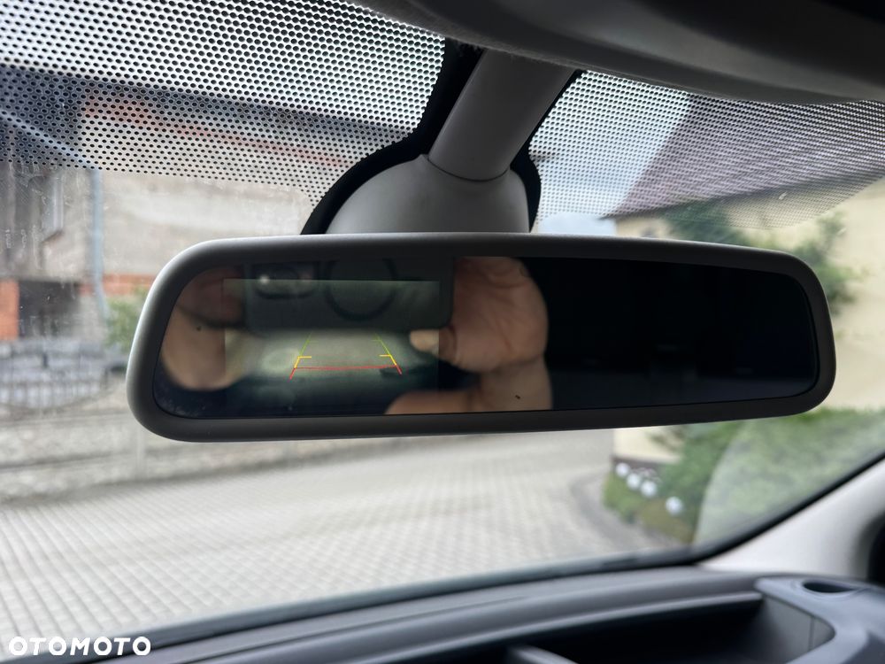 Opel Vivaro - 18