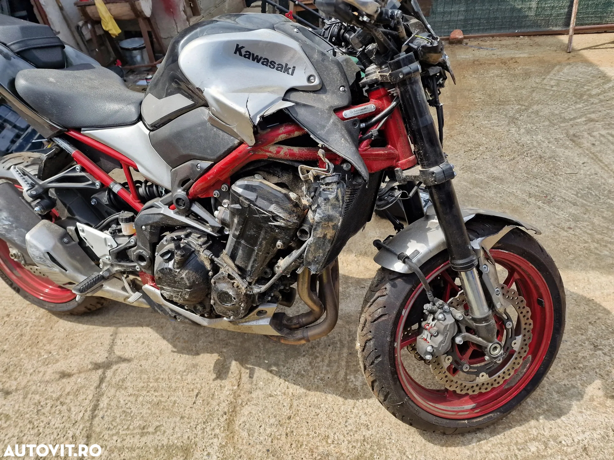 Kawasaki Z 900 - 14