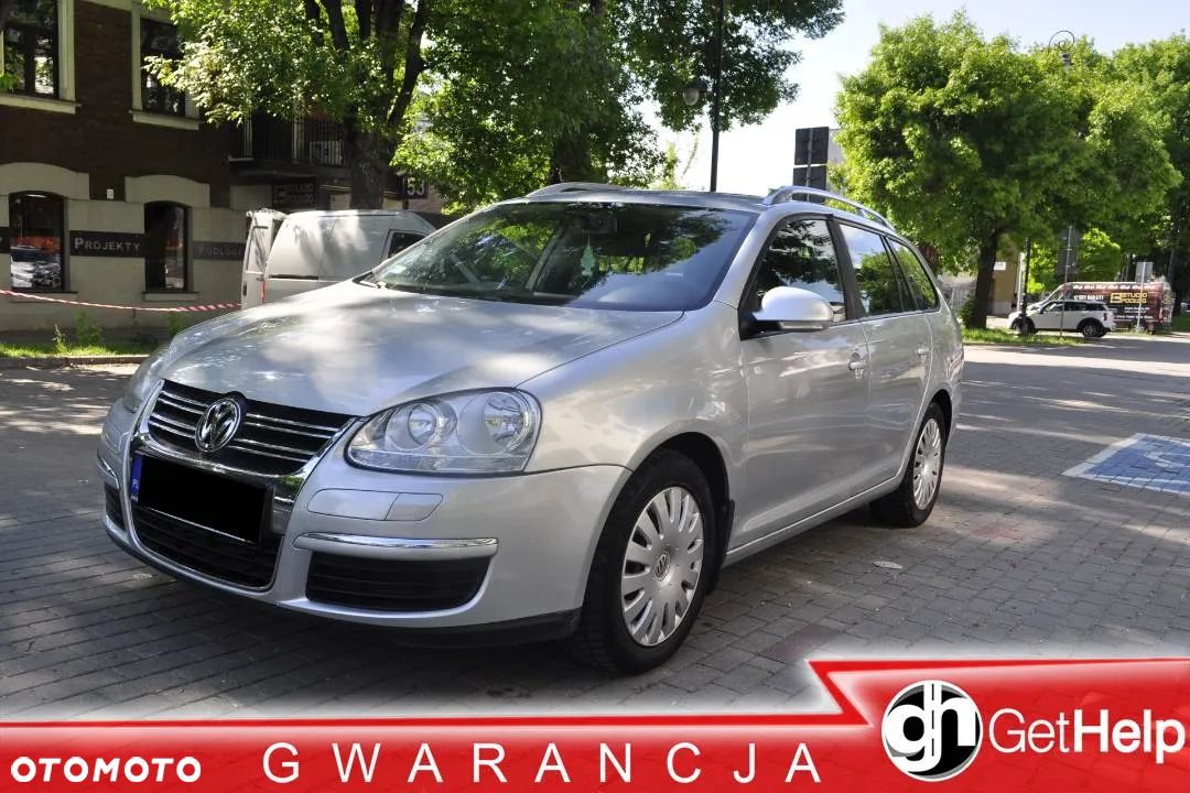 Volkswagen Golf - 1