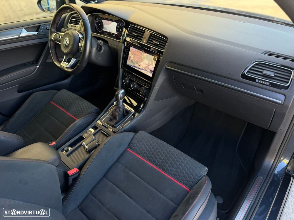 VW Golf 2.0 TSI GTI DSG Performance - 52