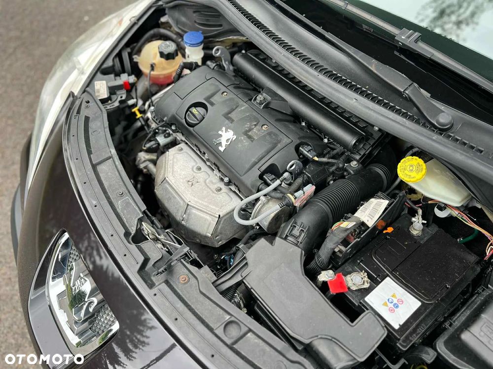 Peugeot 207 1.6 VTi Sporty - 16