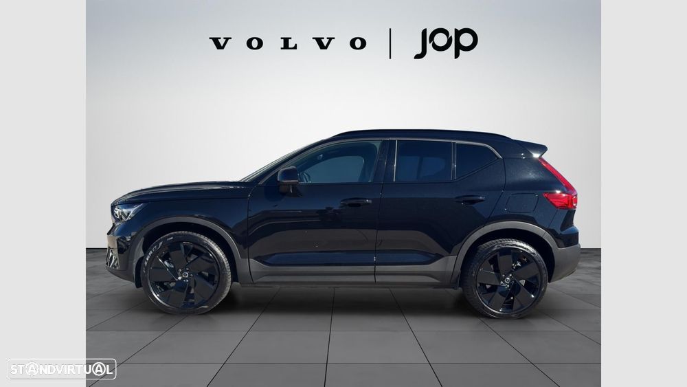 Volvo EX40 82 kWh Single Motor Extended Range Black Edition - 2