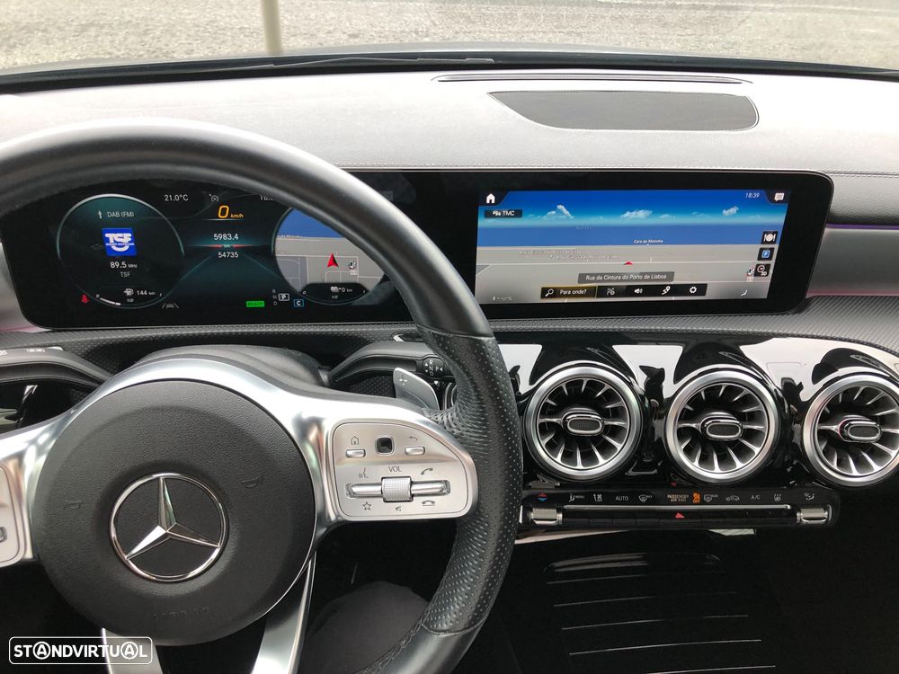 Mercedes-Benz A 250 e AMG Line - 26