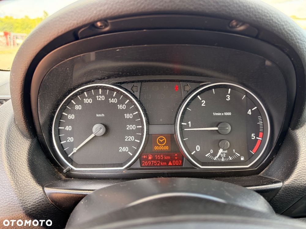 BMW Seria 1 118d - 8