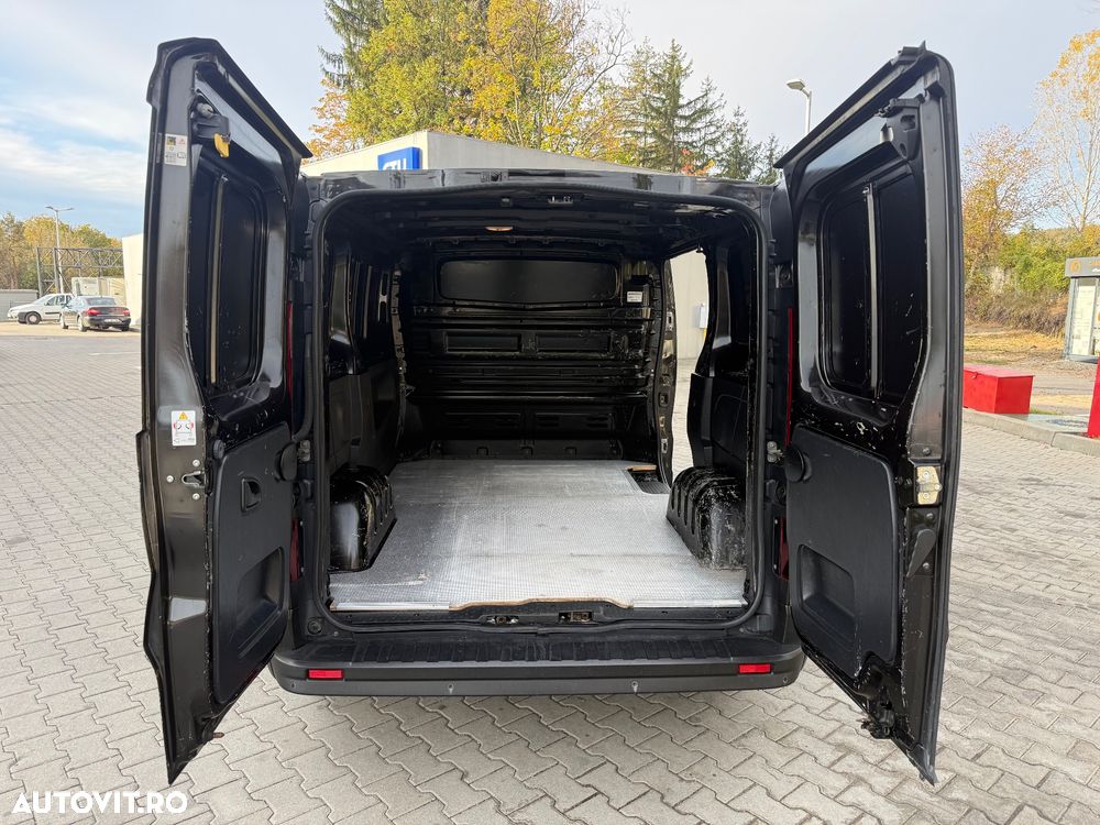 Renault Trafic - 17