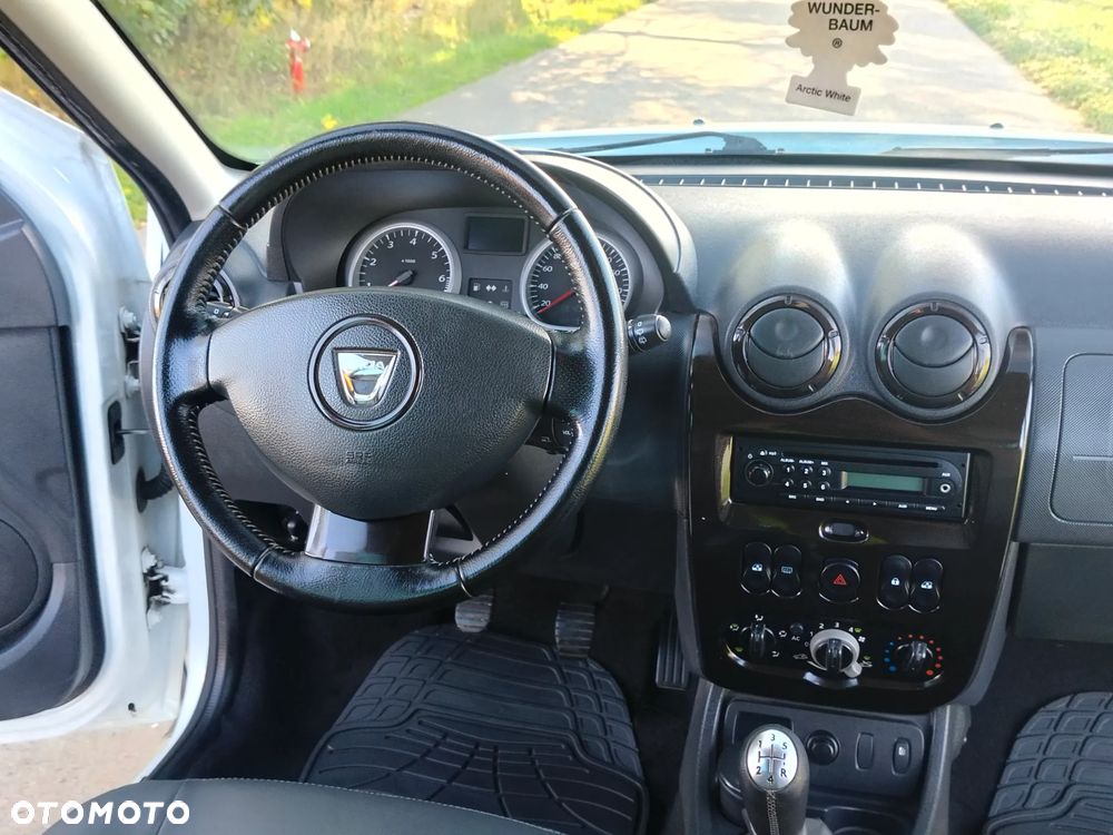 Dacia Duster 1.6 16V 4x2 Prestige - 27