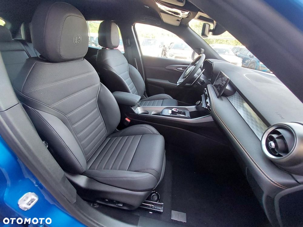 Alfa Romeo Tonale 1.6 JTD Ti DCT - 12