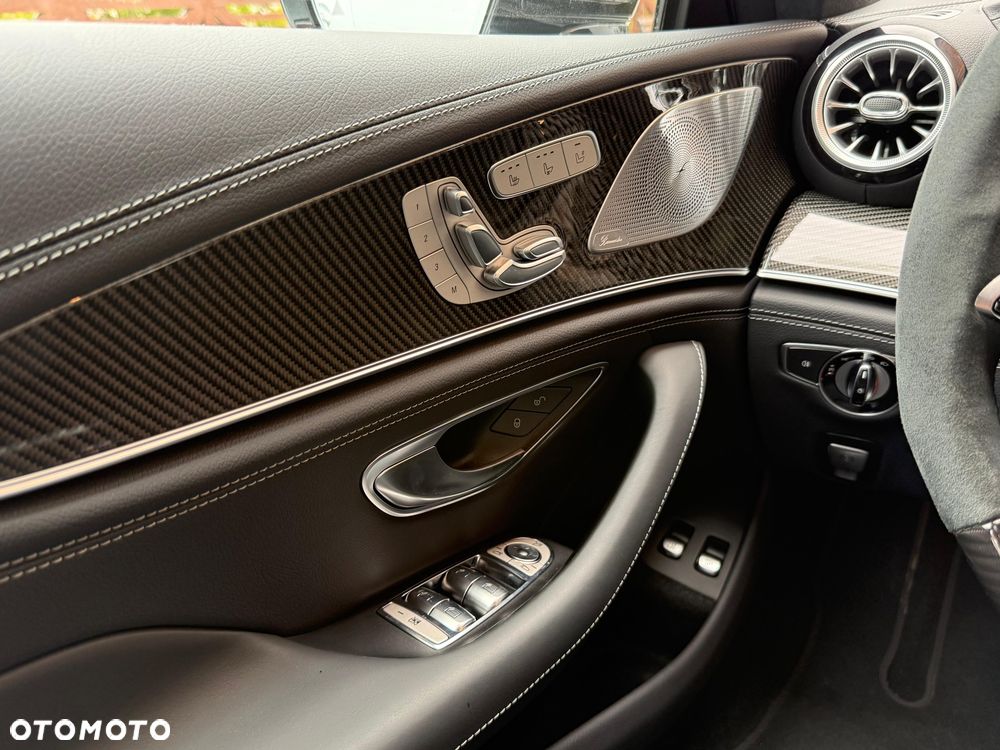 Mercedes-Benz AMG GT 63 S E 4-Matic+ - 38