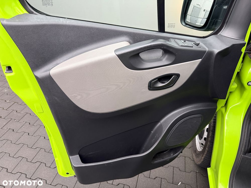 Renault Trafic - 9