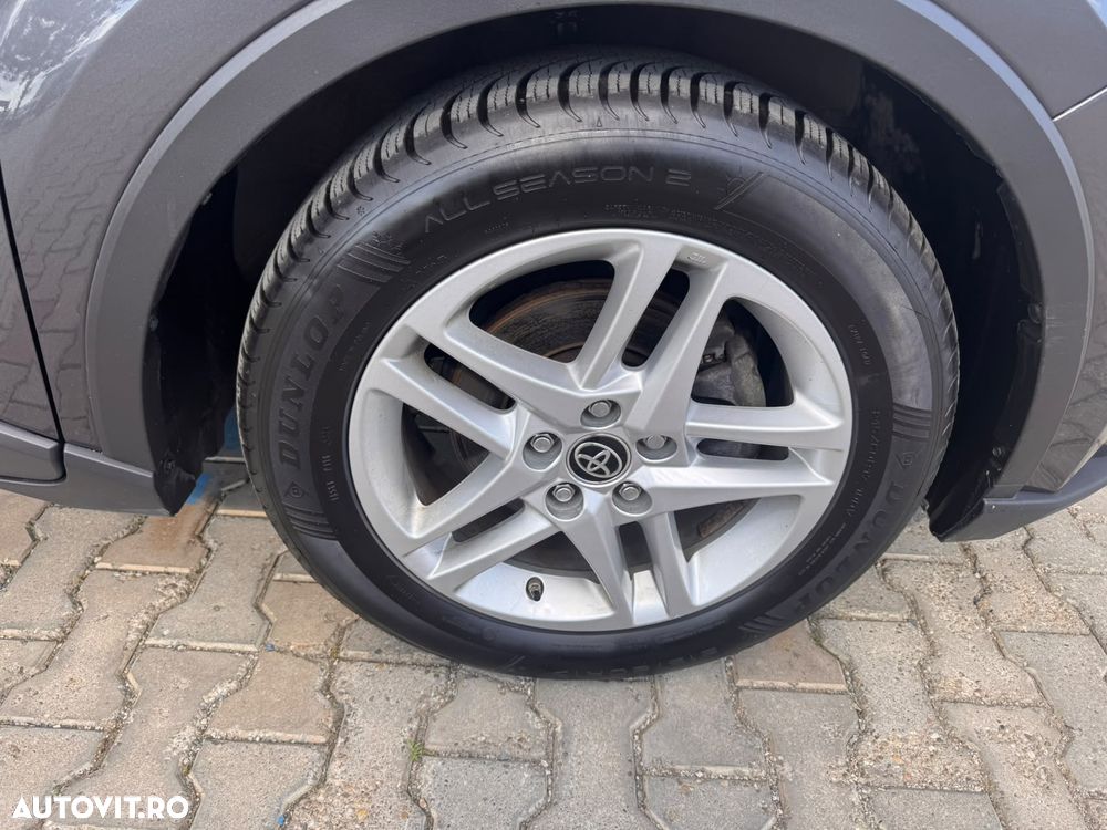 Toyota C-HR 1.8 HSD 122 CP 4x2 CVT Core - 24
