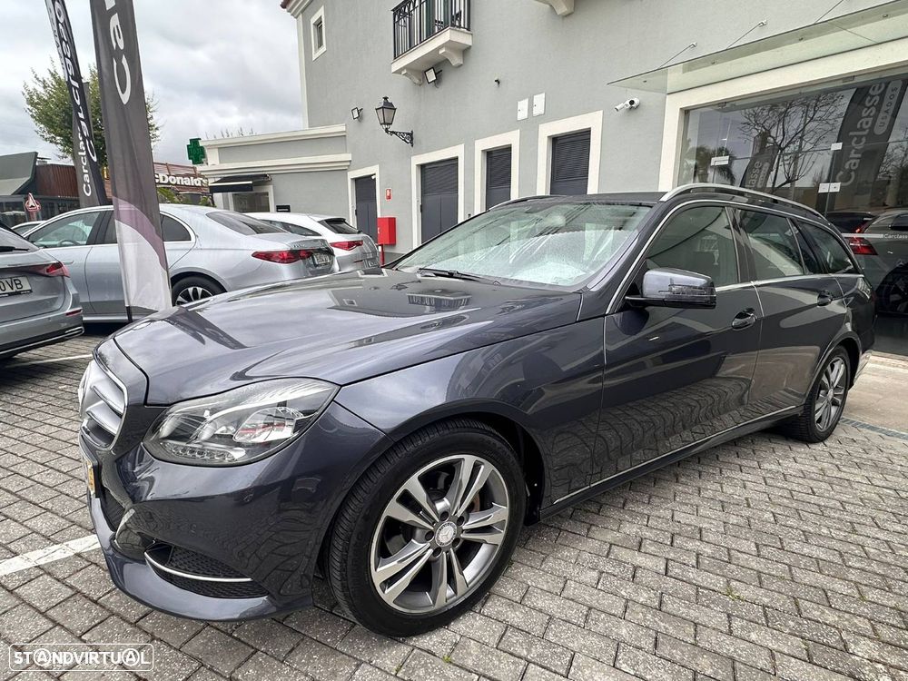Mercedes-Benz E 220 BlueTEC Avantgarde Auto. - 1