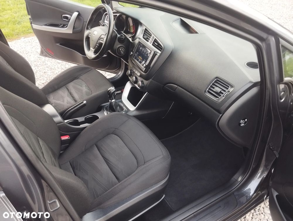 Kia Ceed 1.4 CVVT Edition 7 - 16