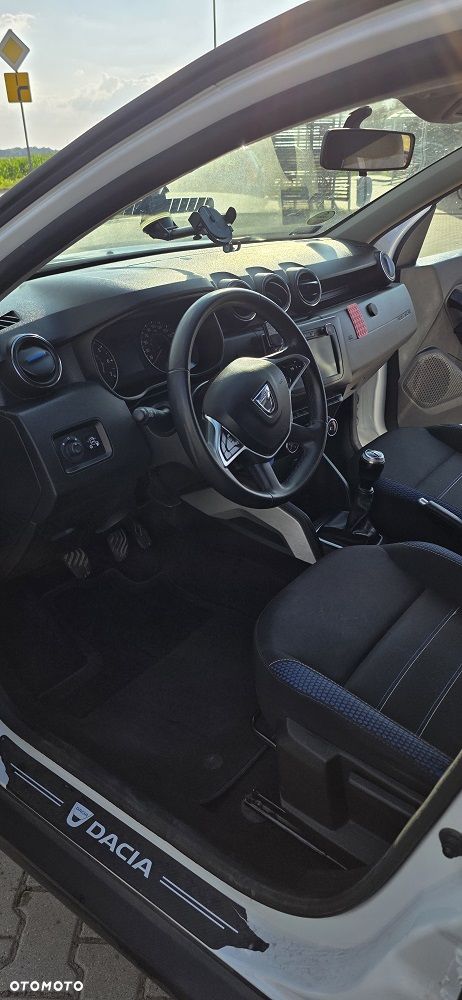 Dacia Duster 1.0 TCe SL Celebration - 11