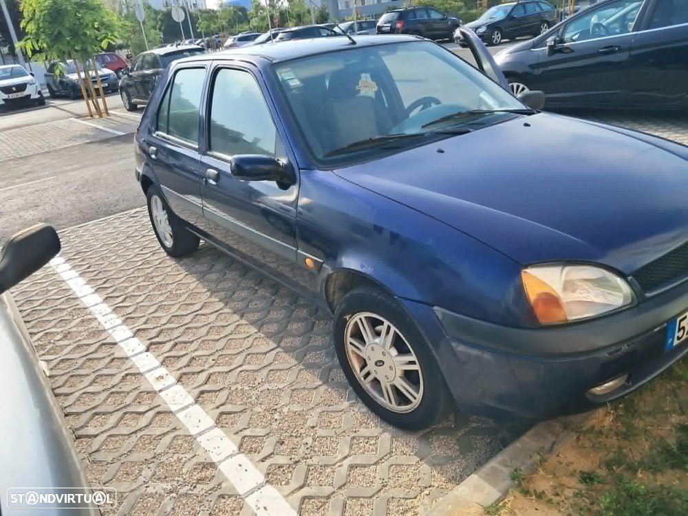 Ford Fiesta - 6
