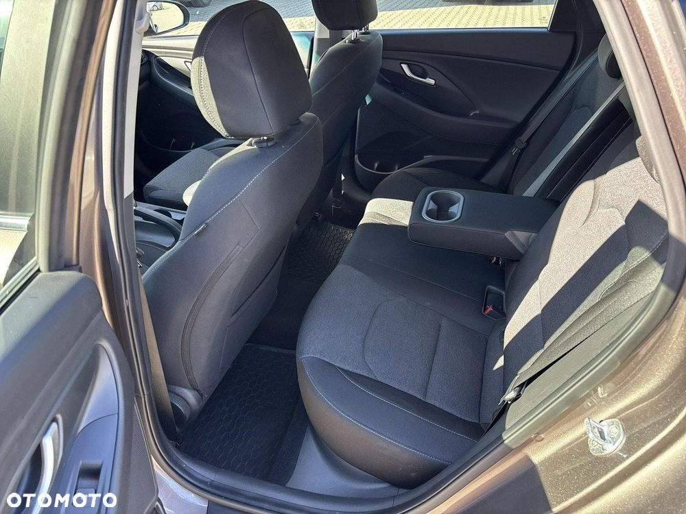 Hyundai i30 1.5 DPI Comfort - 12