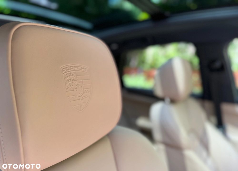 Porsche Macan T - 24