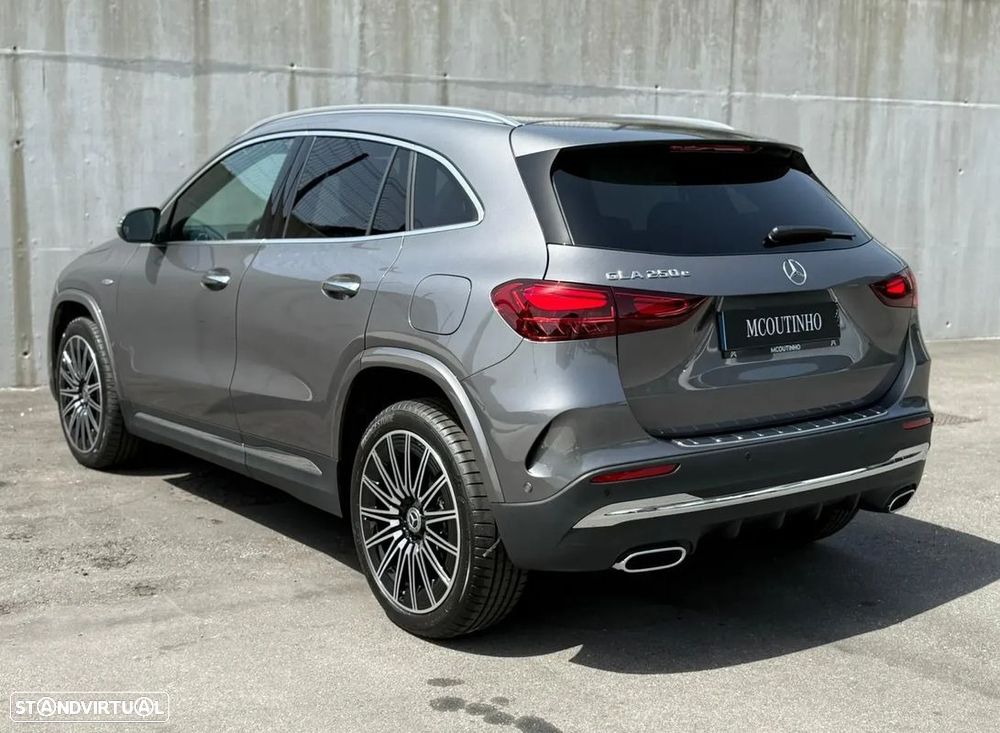 Mercedes-Benz GLA 250 e AMG Line - 4