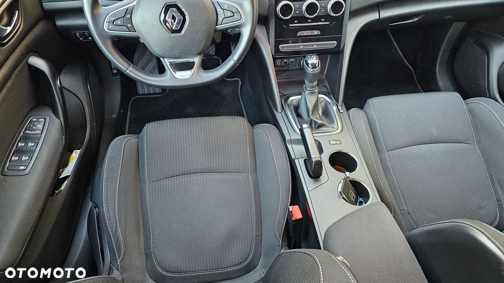 Renault Megane TCe 115 GPF ZEN - 29