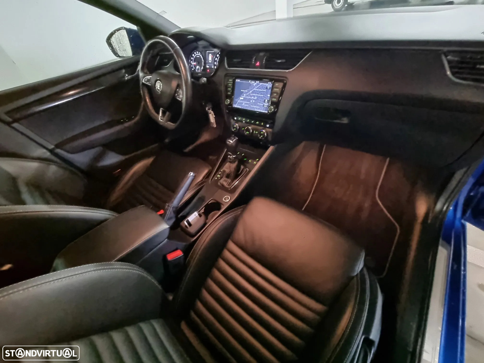 Skoda Octavia Break 2.0 TDI 4x4 DSG RS - 30