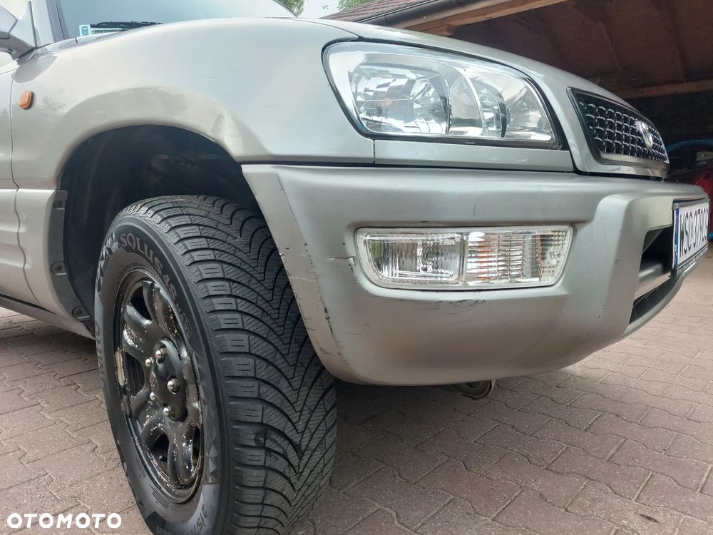 Toyota RAV4 2.0 Special - 19