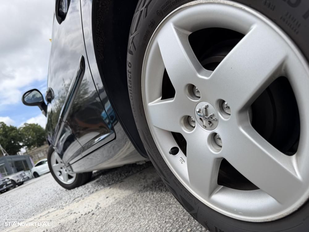 Peugeot 207 1.4 HDi Sportium - 8